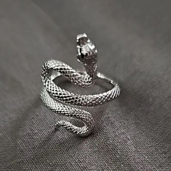 - The Green Eyed Serpent Ring in 925 silver - Picture 10 of 14